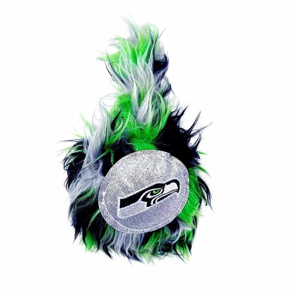 NWT Seattle Seahawks Ear Muffs NFL Women’s Winter Gear Fuzzy Green Blue Silver